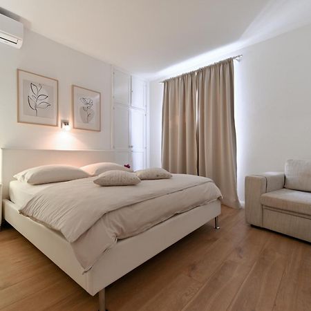 Near Zadar City Center Apartment With Free Parking And Air Condition In Each Room ภายนอก รูปภาพ